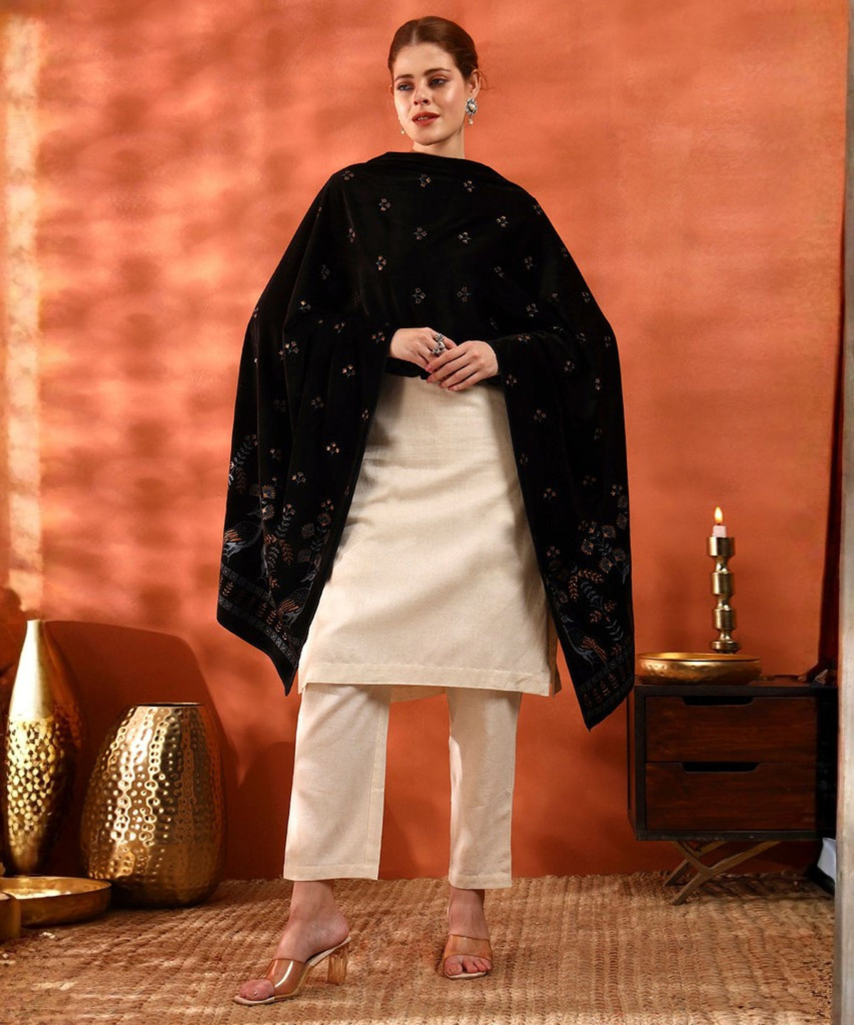 Kanidar- Women's Velvet Peacock Elegant Party Wear Stole