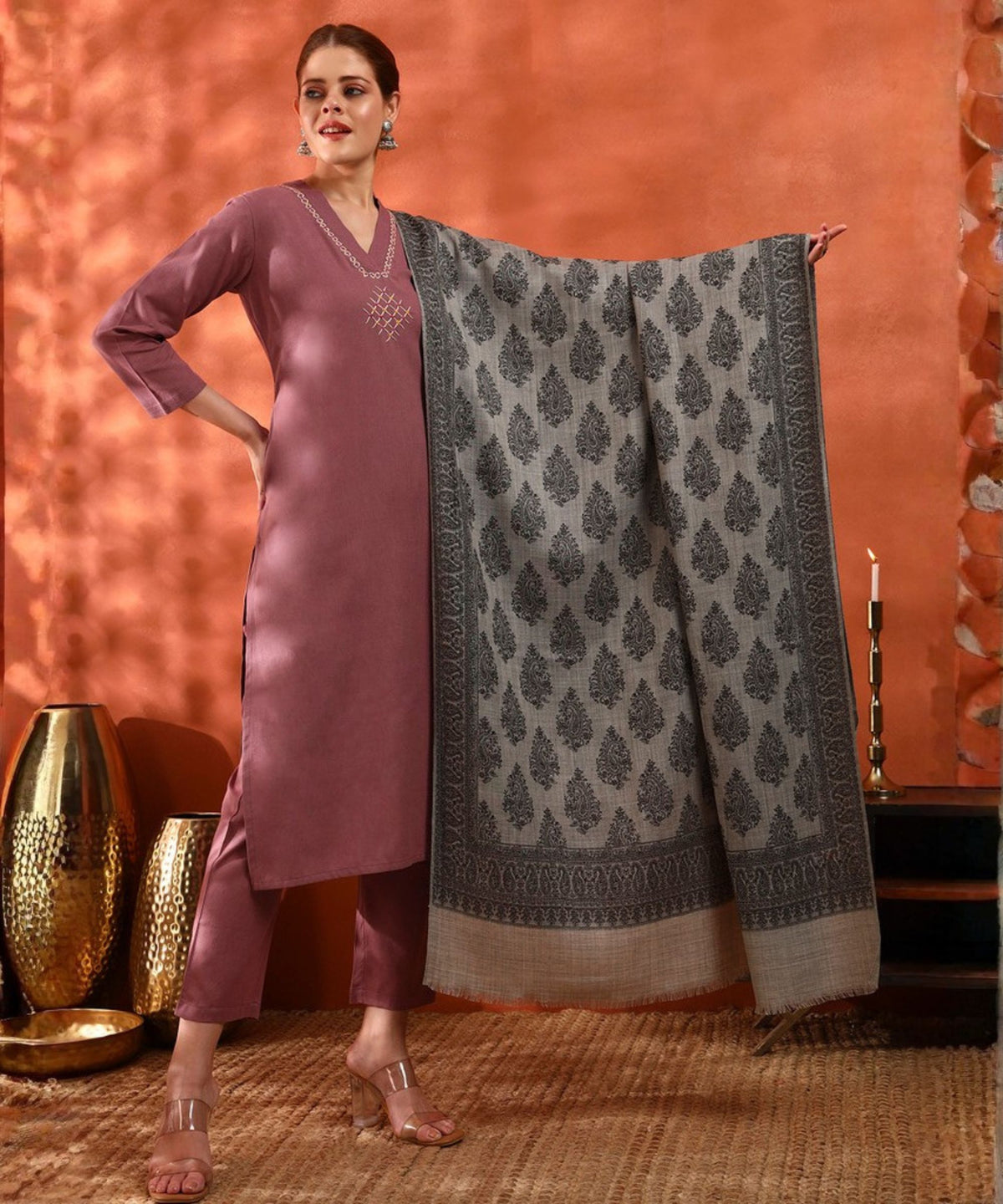 Kanidar- Women's Paisely All Over Wool Blend Jall Specially Woven With Kashmiri Look